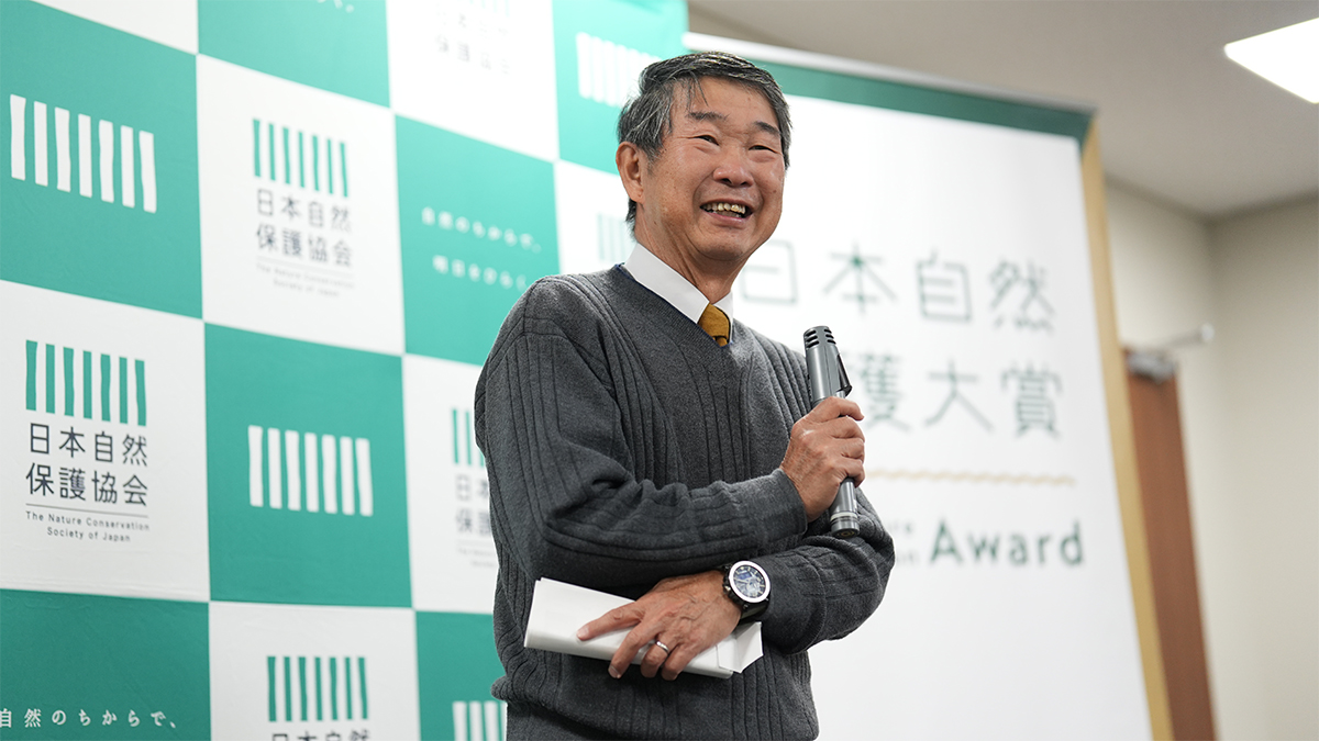 スピーチする吉田氏